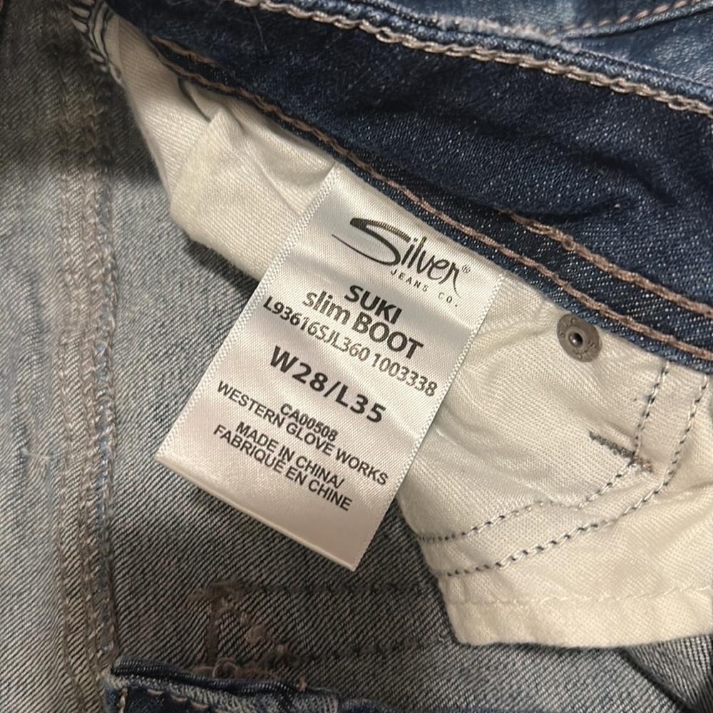 Silver Jeans - Picture 5 of 7